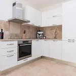 Villa Vlatino *