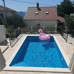 Vlatino Villa