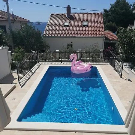 Vlatino Villa