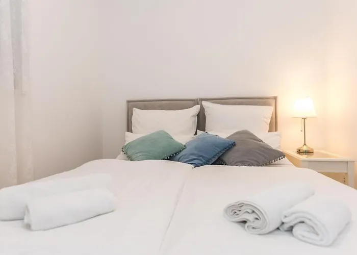 Vlatino Villa Seget Vranjica